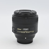 USED NIKKOR AFS 85 1.8 G -